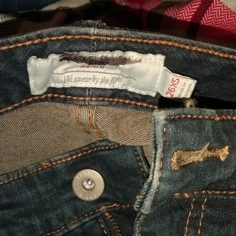 Torrid "We swear by the fit" size 26XS jeans